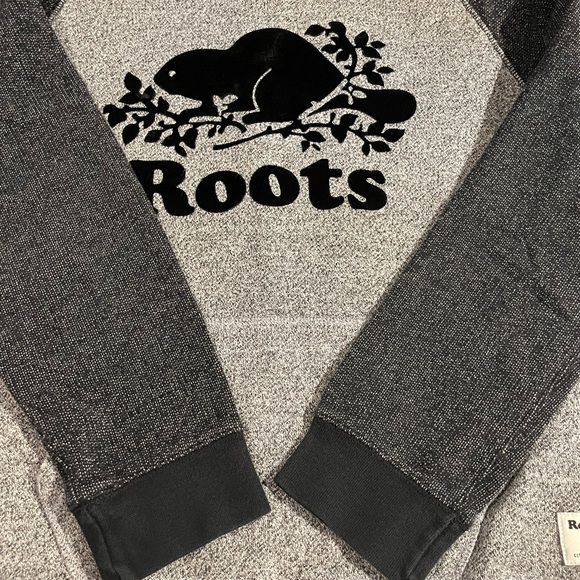 Roots Hoodie Kids Size XL - Picture 5 of 11